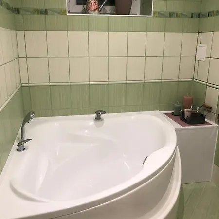 Prizemni Apartman V Centru Hustopeci Hustopeče